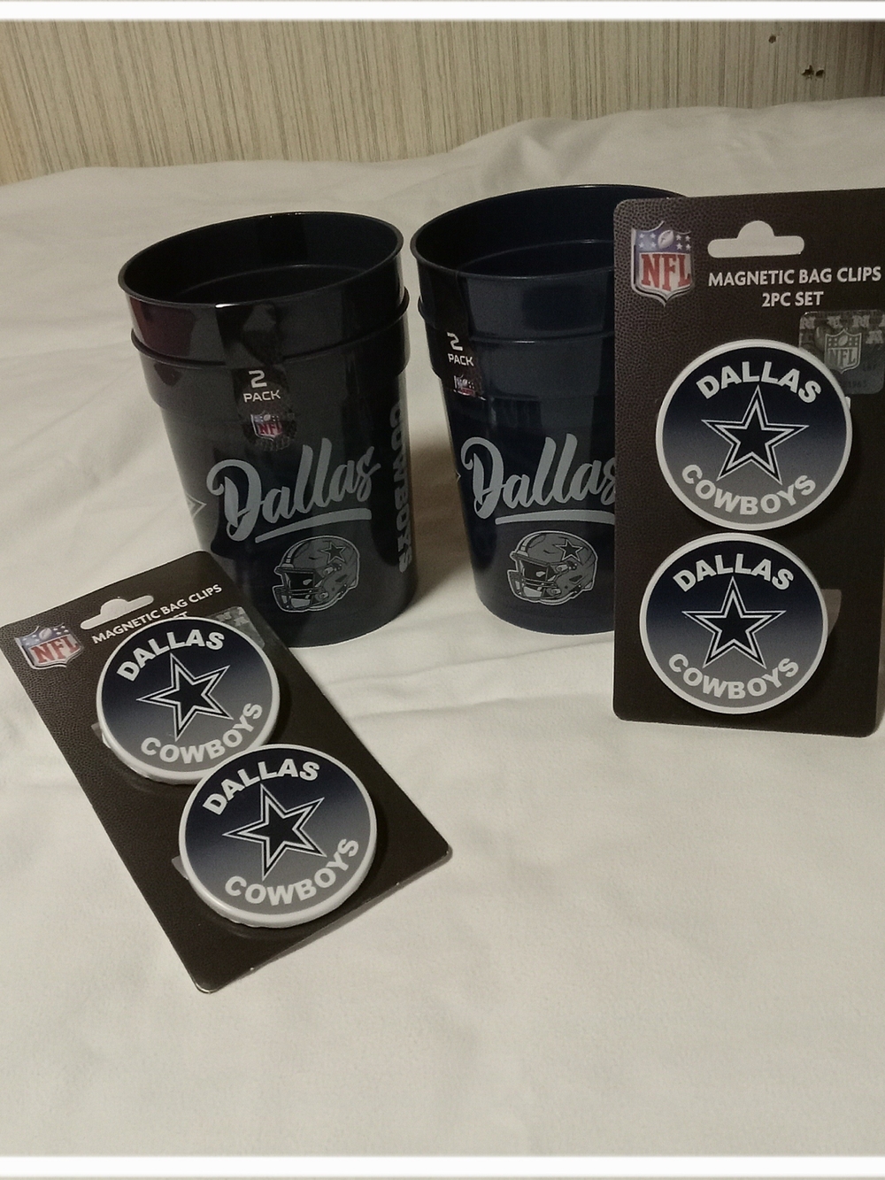 NFL Dallas Cowboys Navy & White Magnetic Clips with Matching Cups